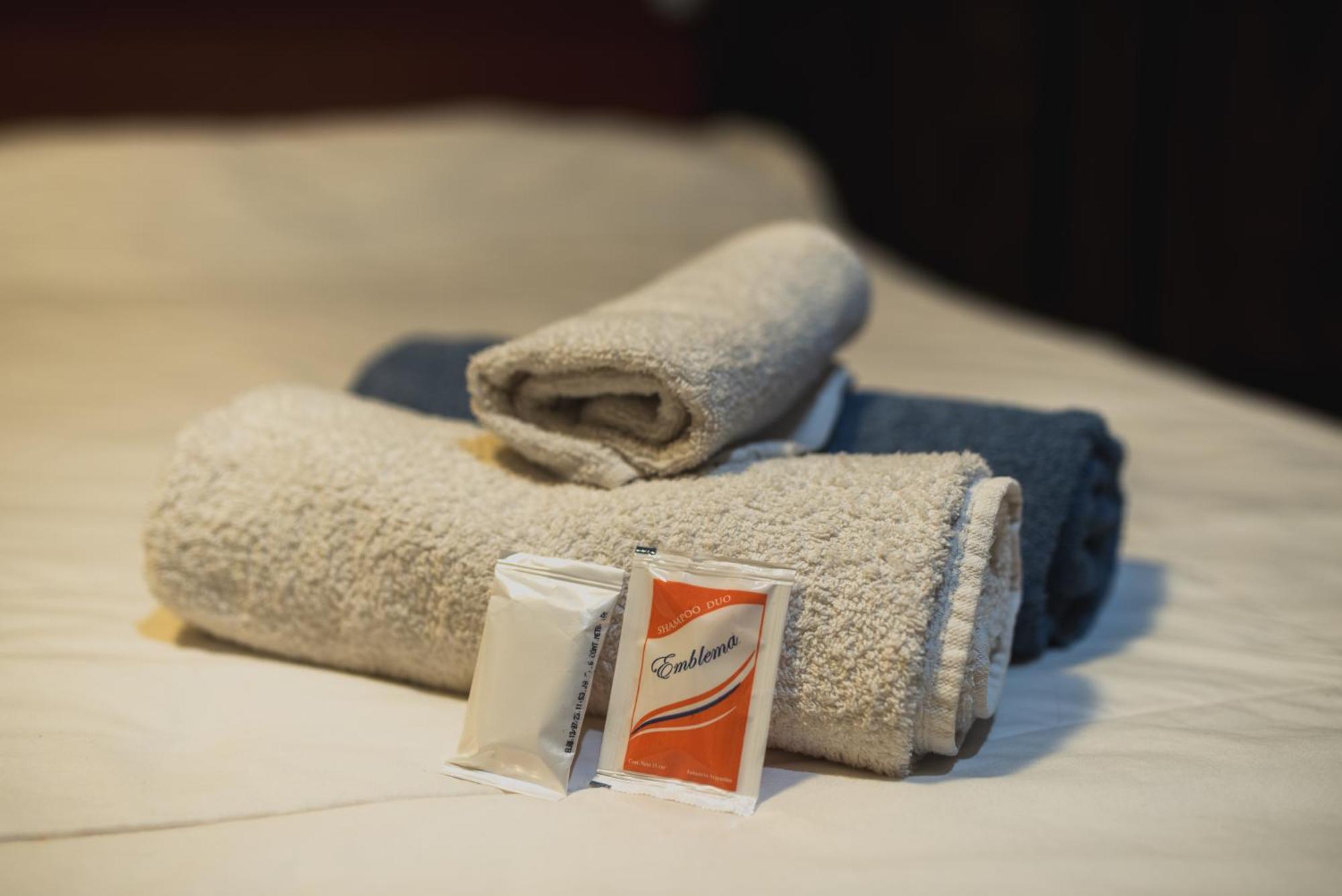 Hotel Boutique Genova Puerto Iguazu Bagian luar foto