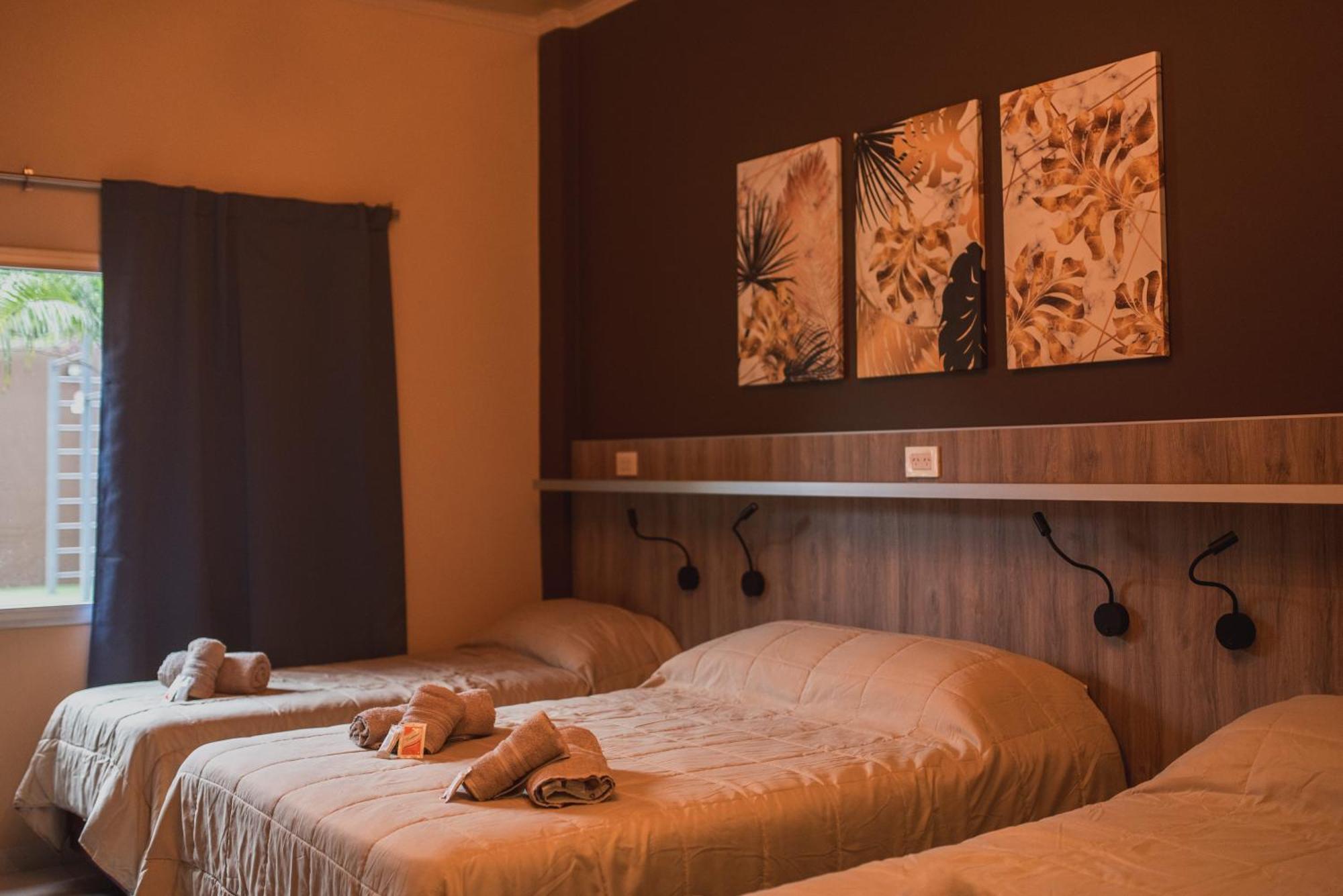 Hotel Boutique Genova Puerto Iguazu Bagian luar foto