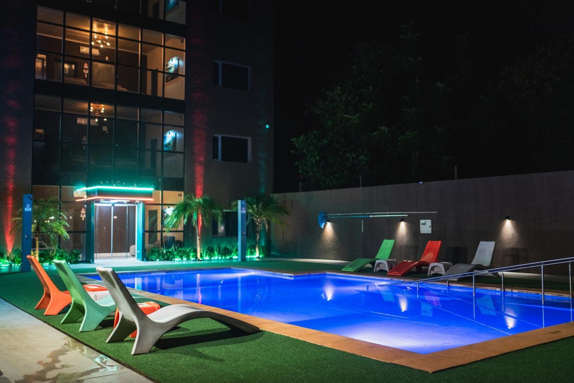 Hotel Boutique Genova Puerto Iguazu Bagian luar foto